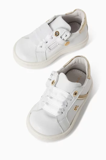 Logo Low Cut Sneakers