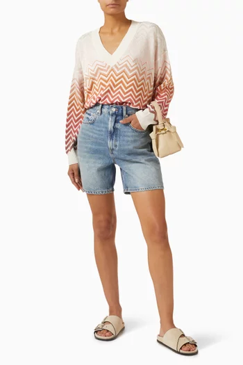 سترة بقصة فضفاضة ونقشة خطوط شيفرون بألوان متدرجة