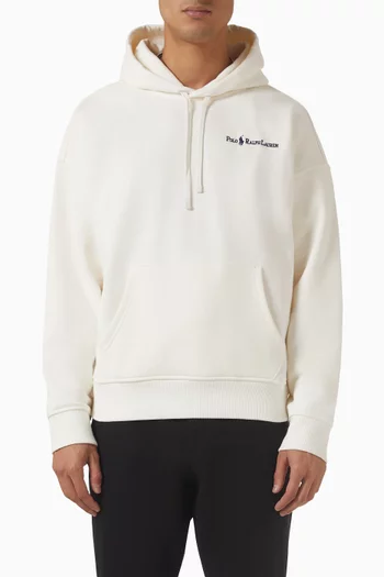 كنزة بغطاء رأس بطبعة شعار الماركة من مزيج قطن