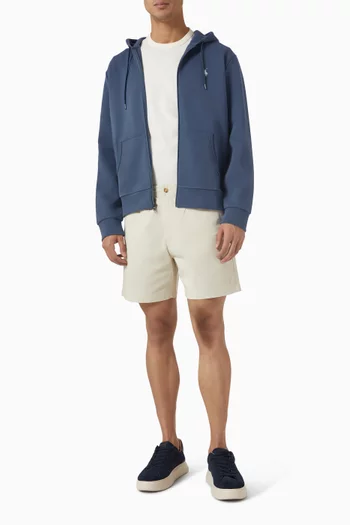 كنزة بغطاء رأس ورقعة شعار الماركة قطن