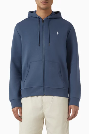 كنزة بغطاء رأس ورقعة شعار الماركة قطن