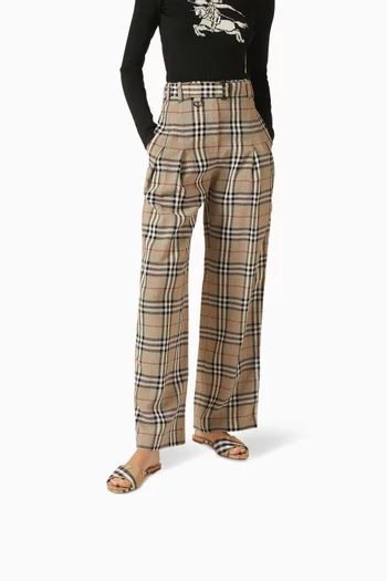 حذاء سلون مفتوح بنقشة مربعات قنب