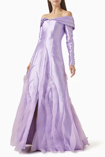 فستان سهرة بأكتاف مكشوفة