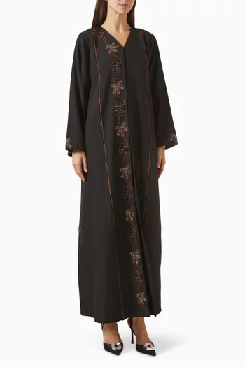 عباية مطرزة بالخرز