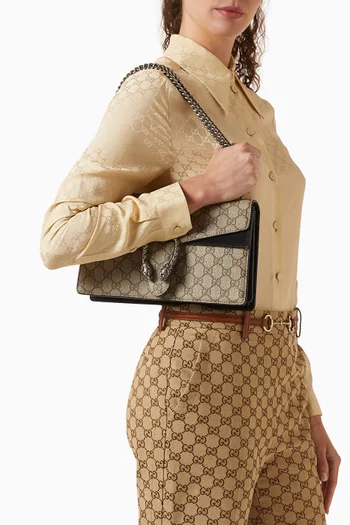 حقيبة كتف ديونيسوس صغيرة قنب سوبريم بنقشة حرفي GG