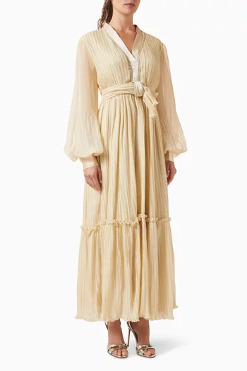 فستان بطبقات متعددة وحزام