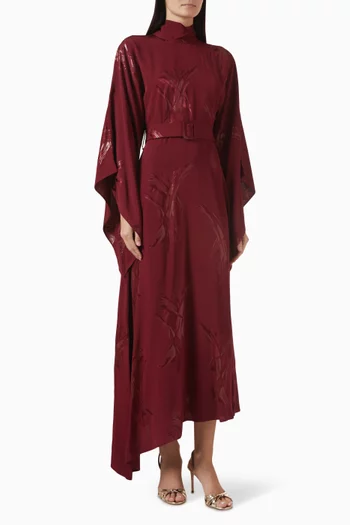 فستان بحافة غير متماثلة وحزام