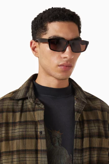 نظارة شمسية بإطار مستطيل أسيتات