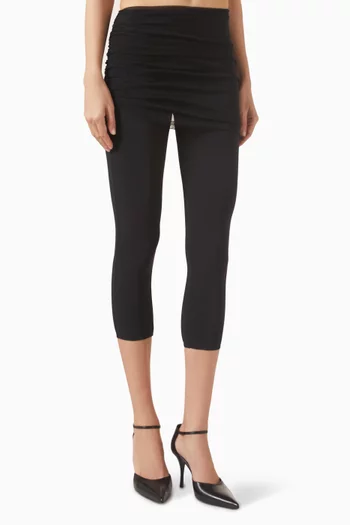 لغينغز بقصة ساق قصيرة تول بدرابيه