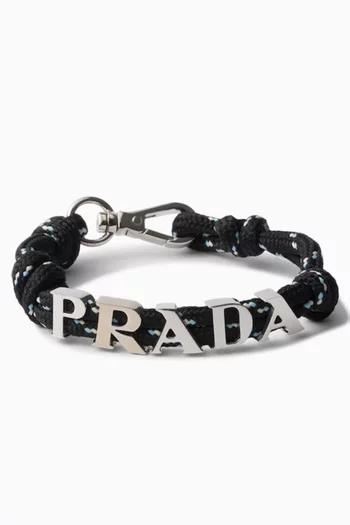 سوار حبل بشعار الماركة