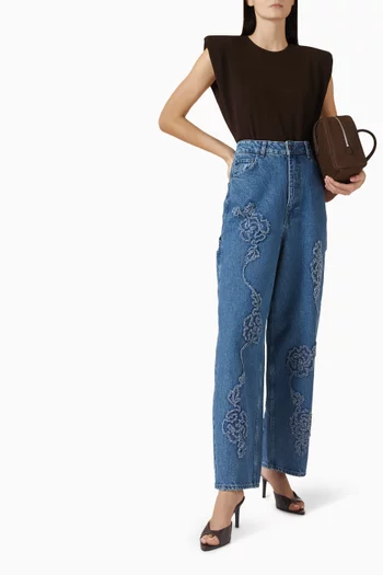 بنطال جينز بقصة بويفريند دينم