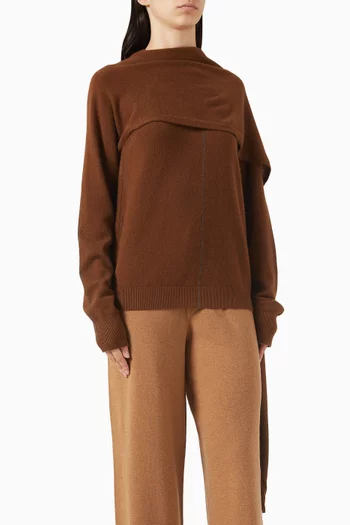 بلوزة بوشاح