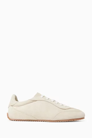 Daze Runner Sneakers in Suede