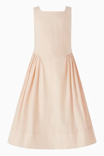 فستان متوسط الطول بلا أكمام