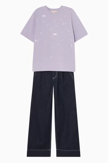 تي شيرت بأحجار راين وشعار الماركة