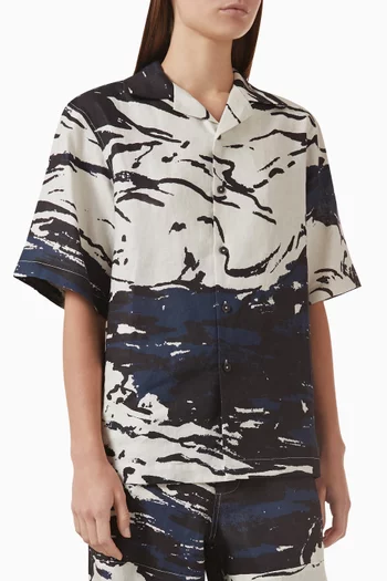 قميص سرف بياقة بطيّة كتان