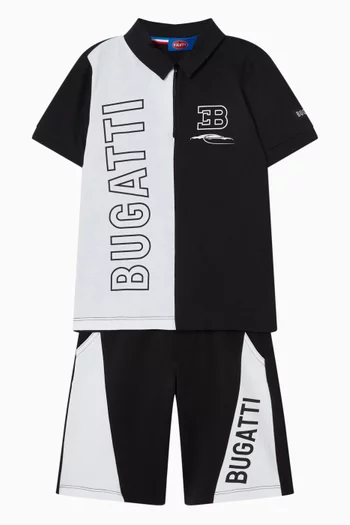 تي شيرت بولو بشعار الماركة على أحد الجانبين