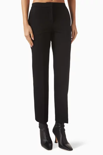 بنطال بقصة ساق مستقيمة