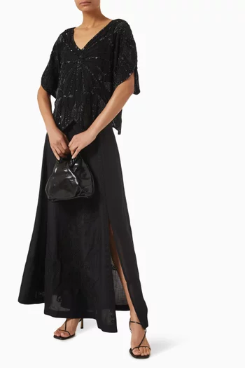 بلوزة كلوي مزينة بتطريزات جورجيت