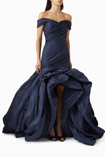Off-shoulder Train Gown