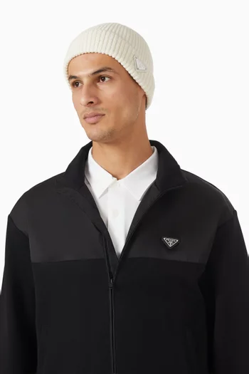 قبعة بيني بشعار الماركة صوف وكشمير