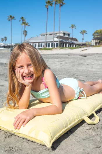 طقم بيكيني بقلوب 