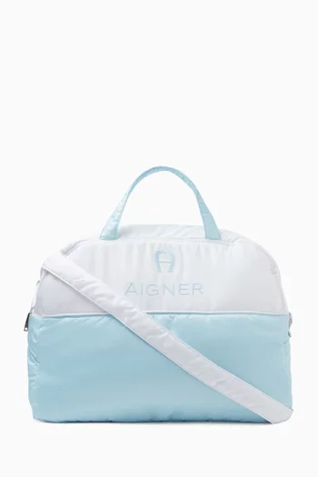 حقيبة مستلزمات أطفال بشعار الماركة