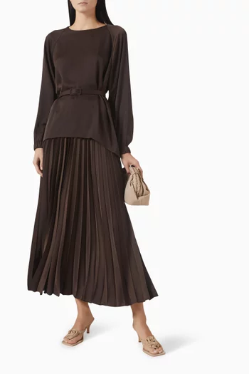 طقم تنورة بحزام