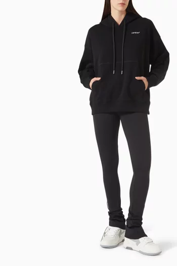 كنزة بغطاء رأس سكيت بطبعة نصف أسهم