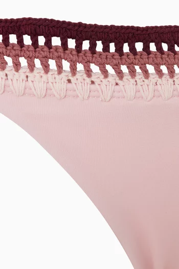 قطعة بيكيني سفلية جاريس بحواف كروشيه