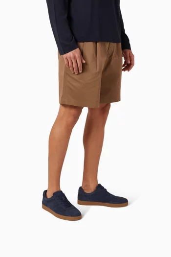 Low-top Sneakers in Suede