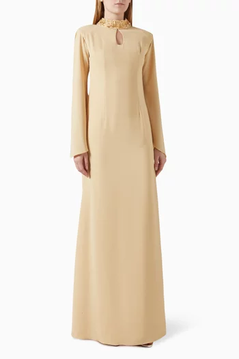 فستان بفتحات