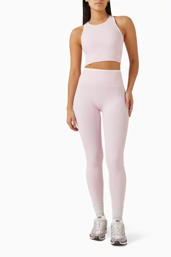 بلوزة لكس بالانس قصيرة بفتحة في الخلف قماش فري فورم