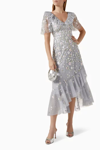 فستان ايثيريال بكشكش ومطرز بزهور وطول الكاحل