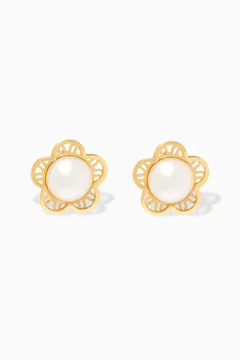 Flower Pearl Stud Earrings in 18kt Gold