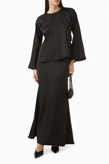 تنورة طويلة ستان حريري