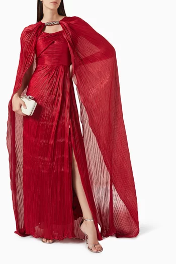 فستان سهرة بكاب مزين بتطريزات