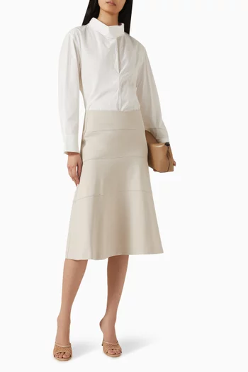 تنورة متوسطة الطول بقصة مقوسة على شكل حرف A‏