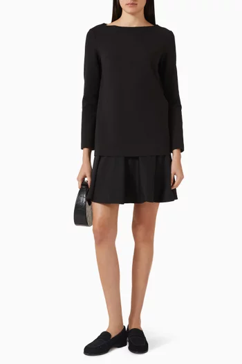 فستان قصير ومتعدد الطبقات