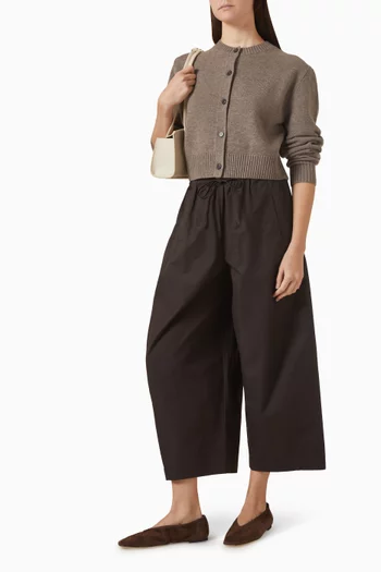 Round-neck Cardigan in Merino-wool