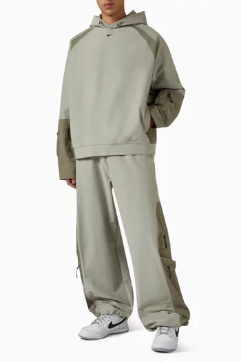 بنطال شوري بتصميم عملي منسوج معالج بتقنية Dri-FIT