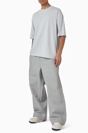 تي شيرت فلايت إسنشالز بقصة فضفاضة قطن