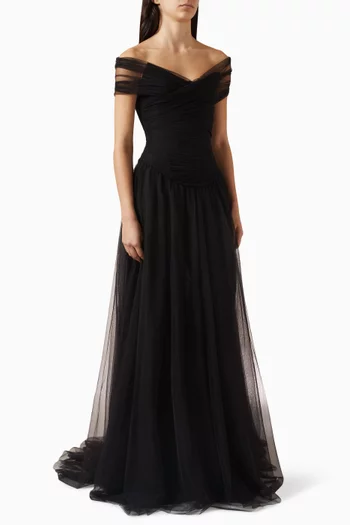 فستان سهرة تول كروا بتصميم مشد