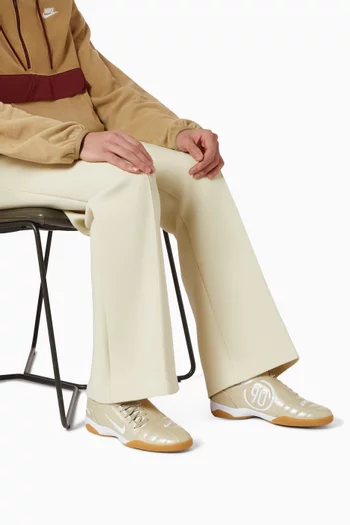 سنيكرز توتال 90 أسفل الكاحل