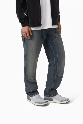 سنيكرز سبيزيك أسفل الكاحل