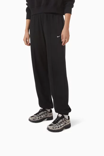 P-6000 SE Sneakers in Mesh