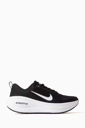 سنيكرز فوميرو بلاس