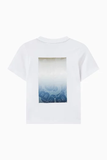 تي شيرت بشعار الماركة قطن