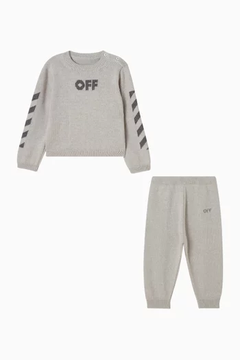 طقم بدلة رياضية بشعار الماركة بنسيج إنتارسيا