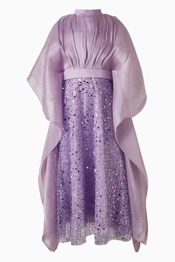 فستان طويل بكاب وتطريزات بالترتر